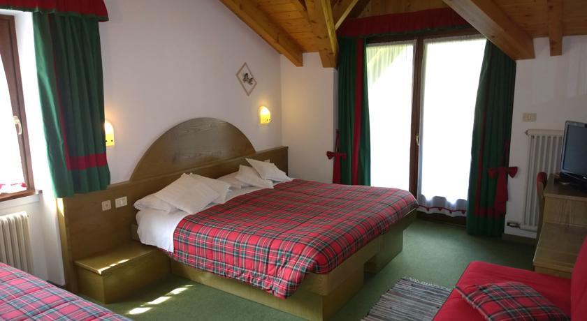 La Felce Bed & Breakfast كاريسولو الغرفة الصورة